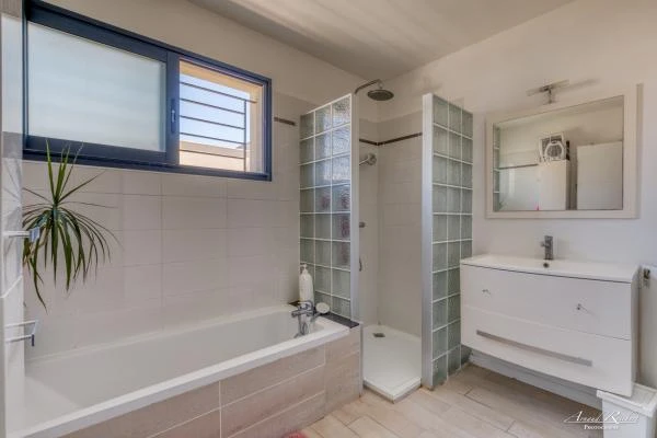 Immobilier--308-